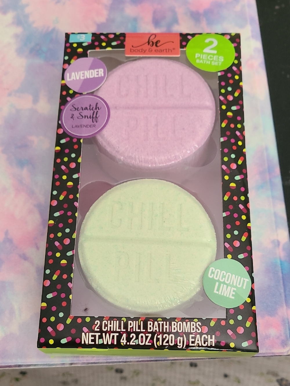 Body & Earth Lavender + Coconut Lime Bath Bomb Duo — Pink & Light Green